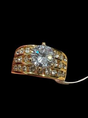 Elegant Gold Tone w/ Cubic Zirconia Wedding/Statement Ring - Size 8